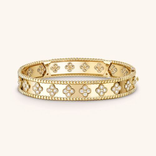 Regal Bloom 18K Gold-Plated Clover Bangle